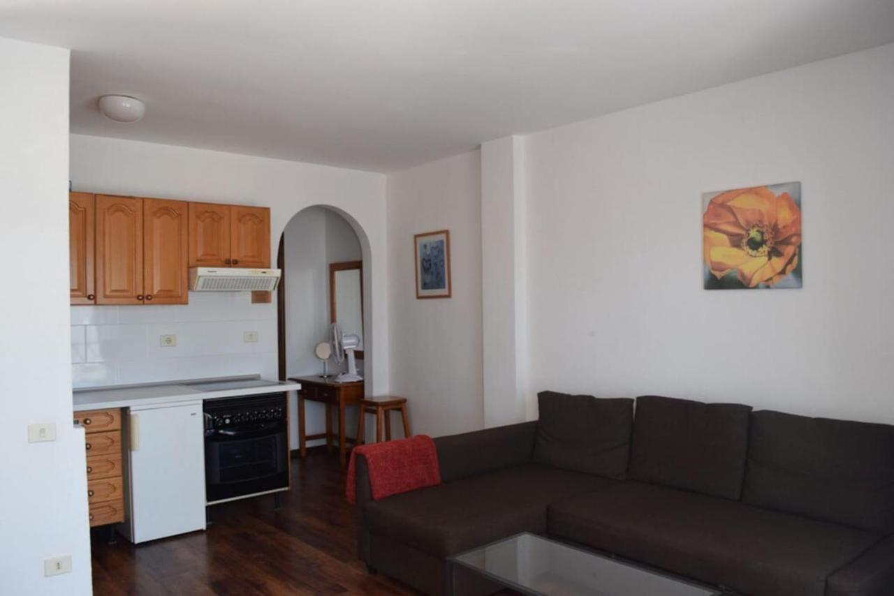 Apartamento Reni Tías Dış mekan fotoğraf